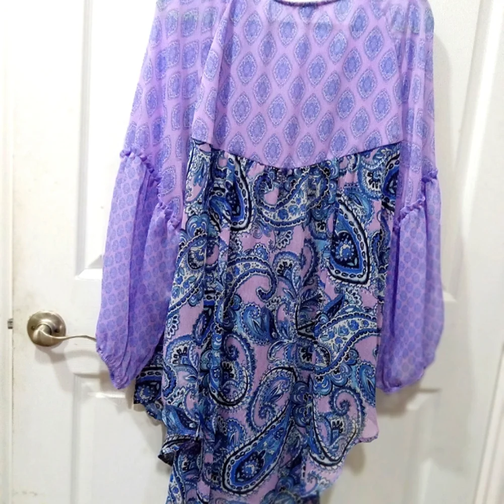 Sheer Tunic - Picture 5 of 7